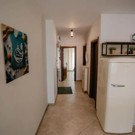 Lumen Port Apartment *