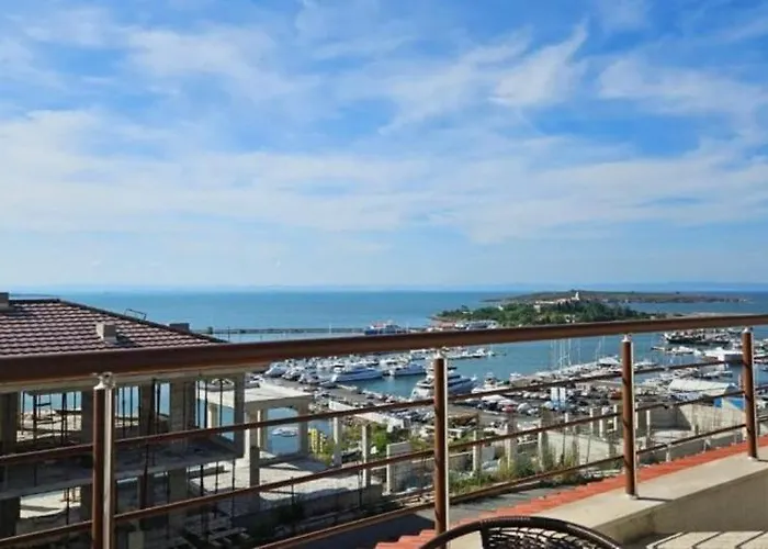 Lumen Port Apartment *